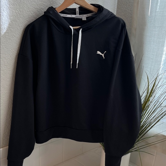 Puma Jackets & Blazers - Puma Women’s Black Pullover Hoodie
